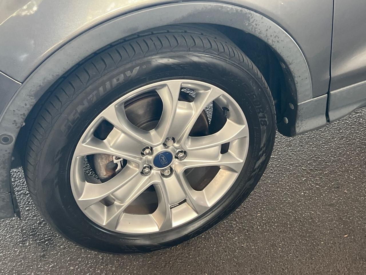 Ford Escape  2014