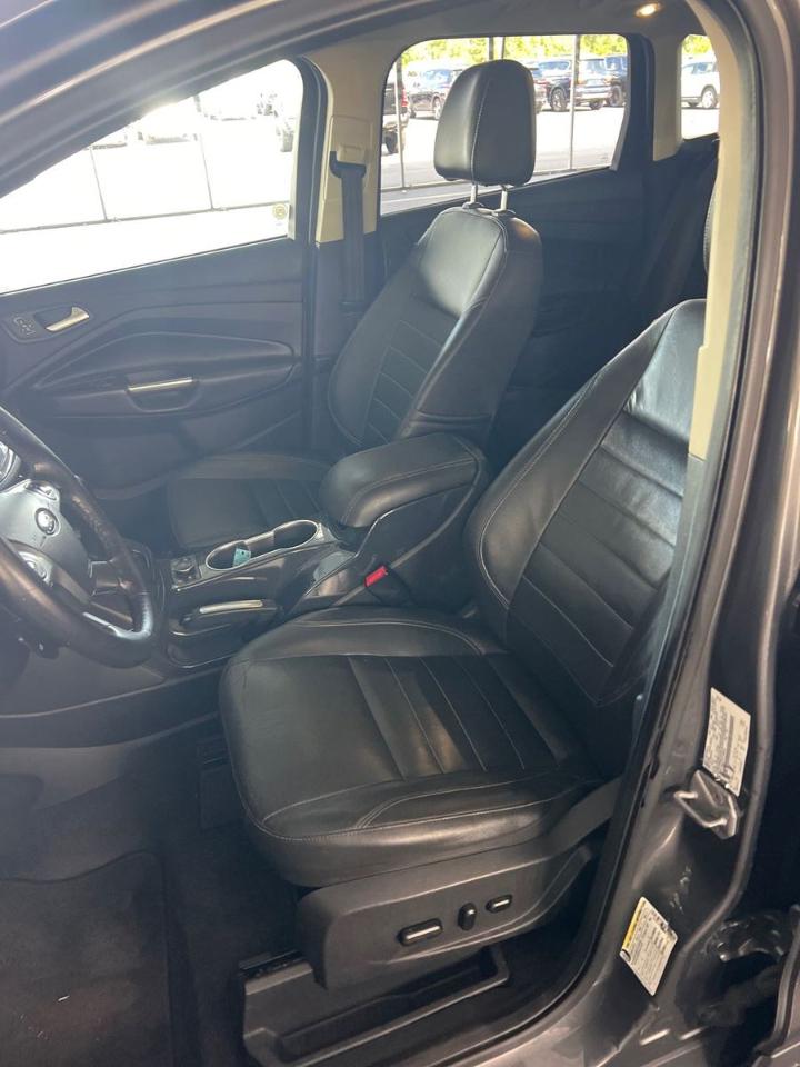Ford Escape  2014