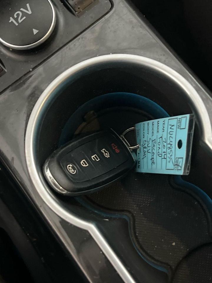 Ford Escape  2014