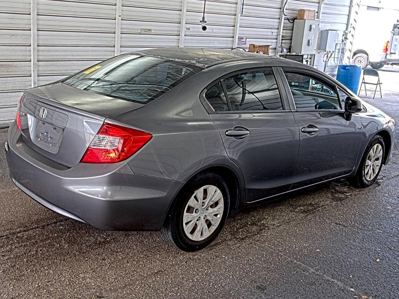 Honda Civic Sdn  2012