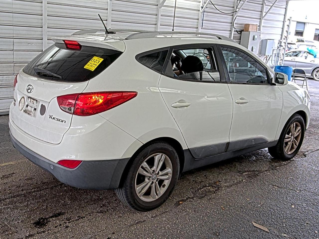 Hyundai Tucson  2011