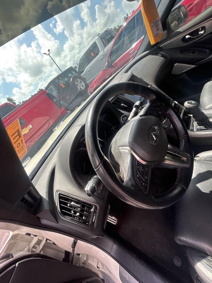 Infiniti Q50  2019