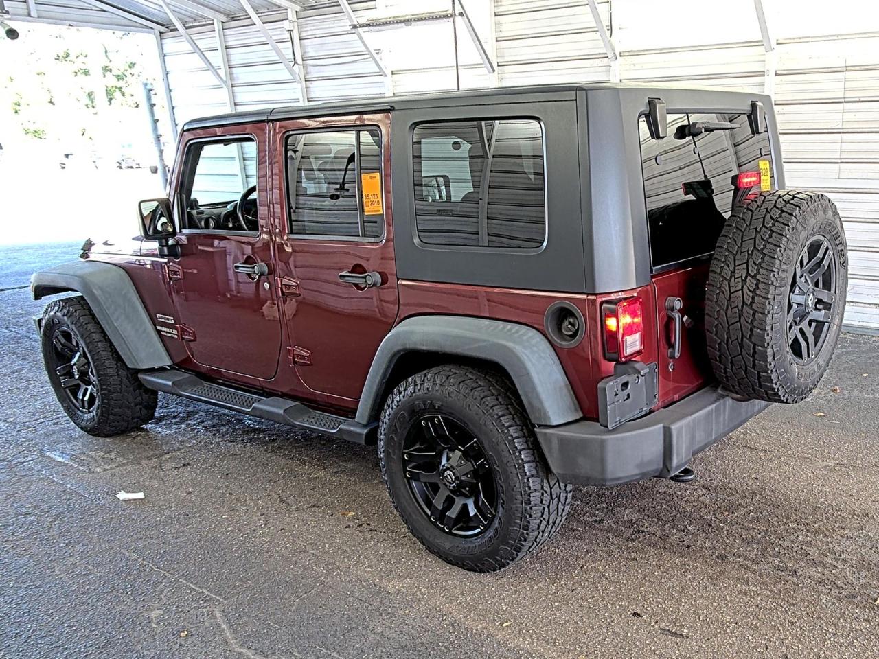 Jeep Wrangler Unlimited  2010