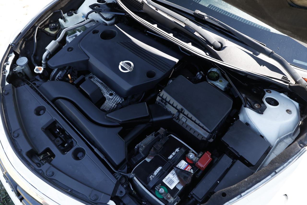 Nissan Altima  2013