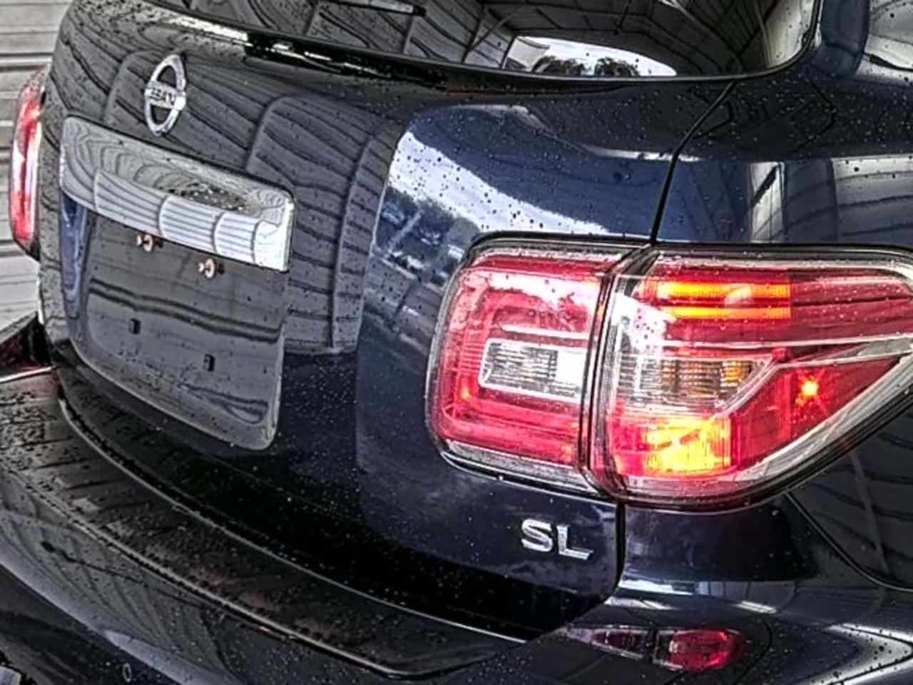 Nissan Armada  2018