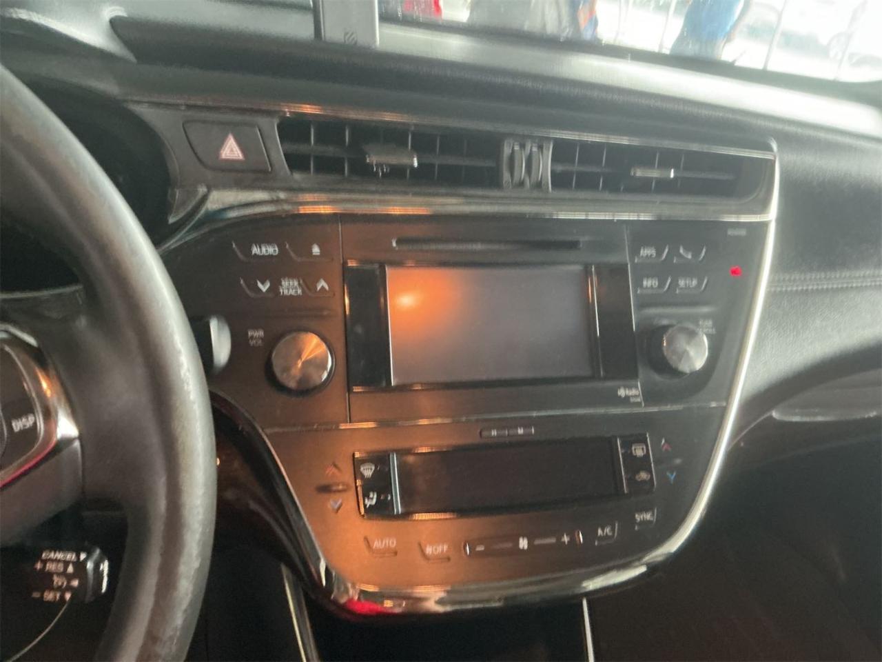 Toyota Avalon  2014