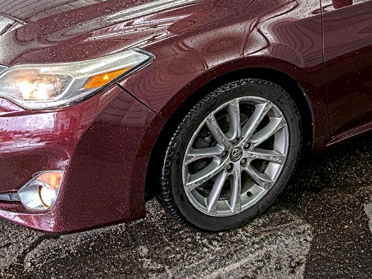 Toyota Avalon  2014