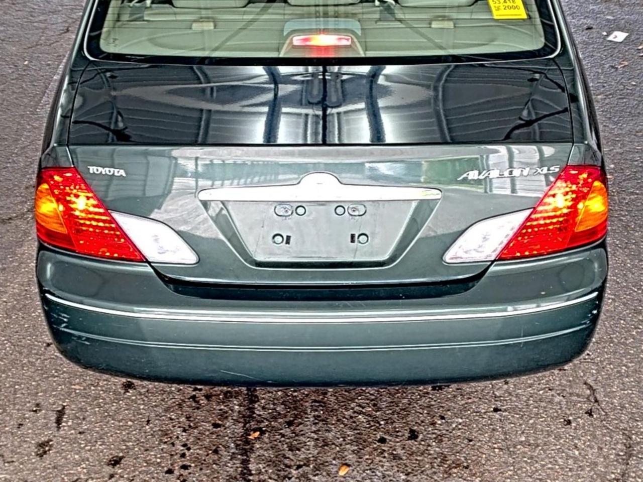 Toyota Avalon  2000