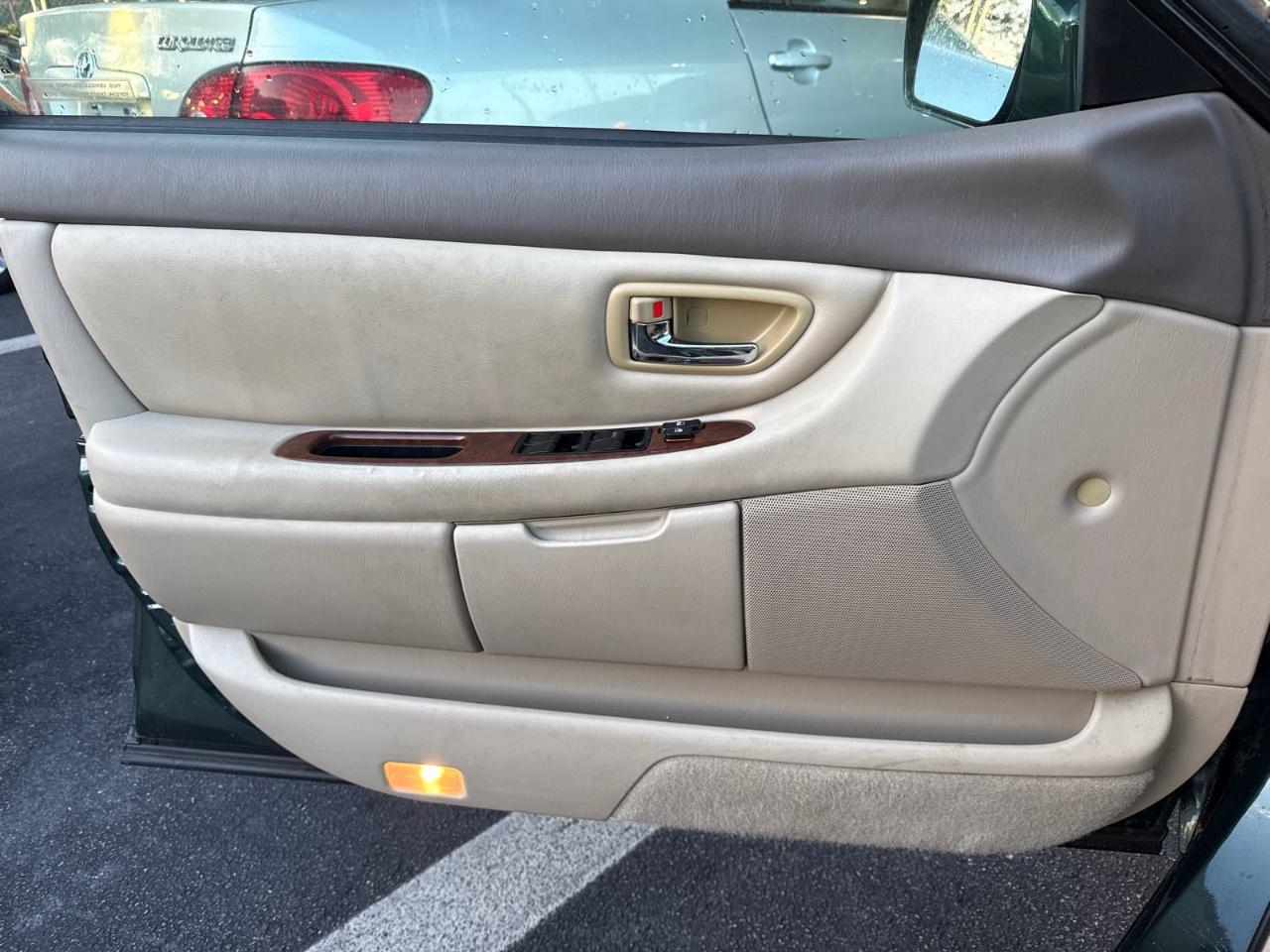 Toyota Avalon  2000
