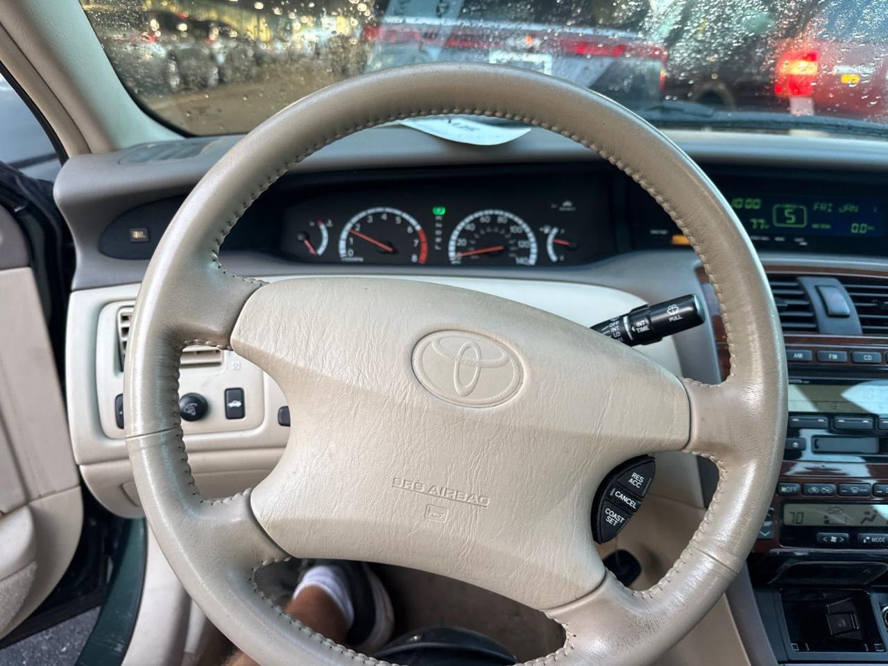 Toyota Avalon  2000
