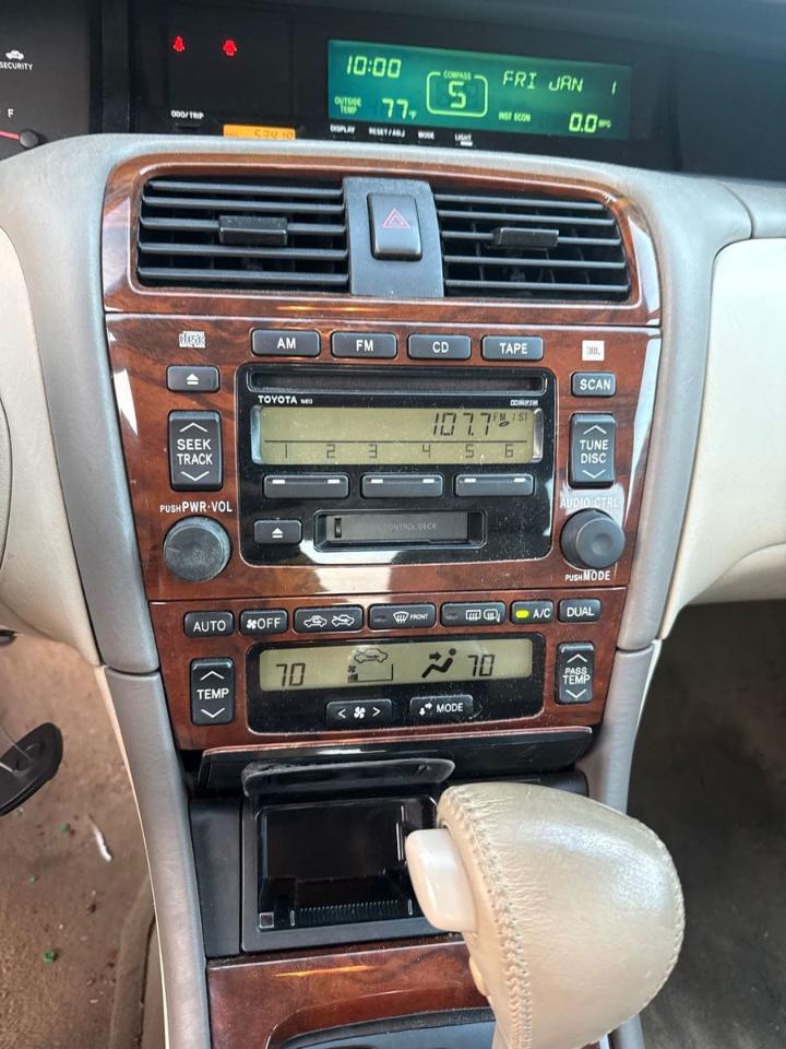 Toyota Avalon  2000
