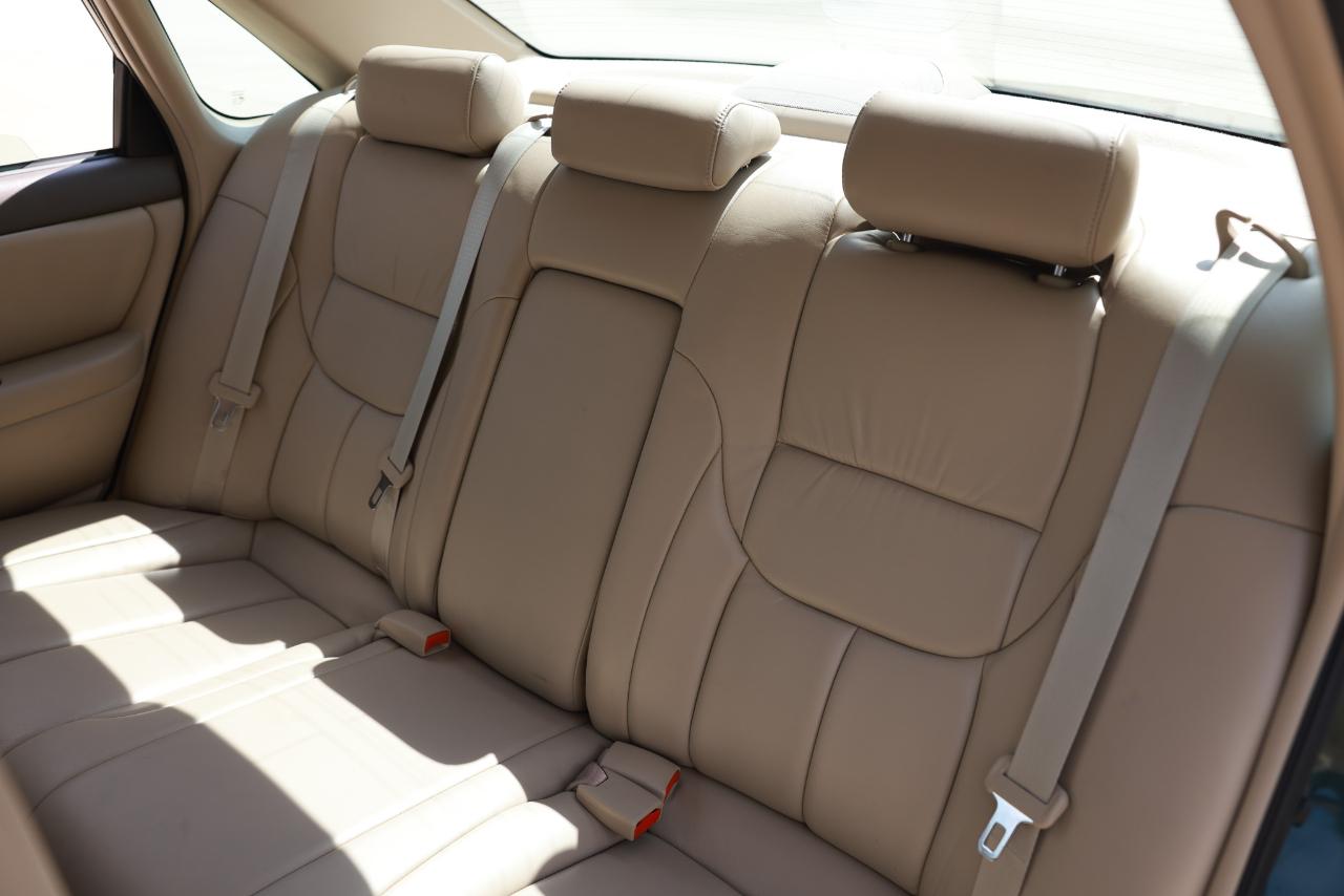Toyota Avalon  2000