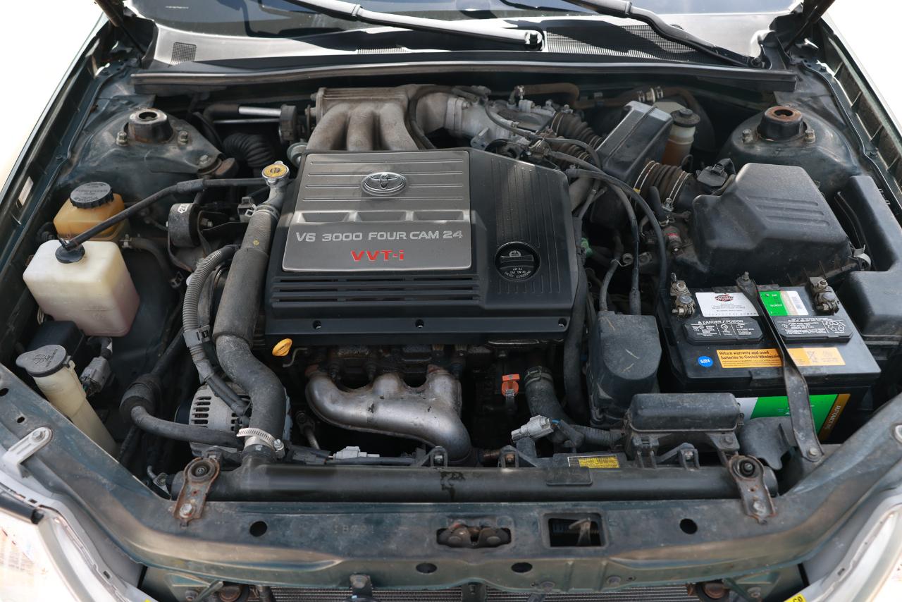 Toyota Avalon  2000