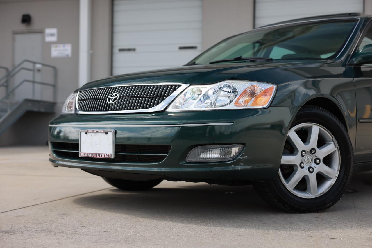 Toyota Avalon  2000