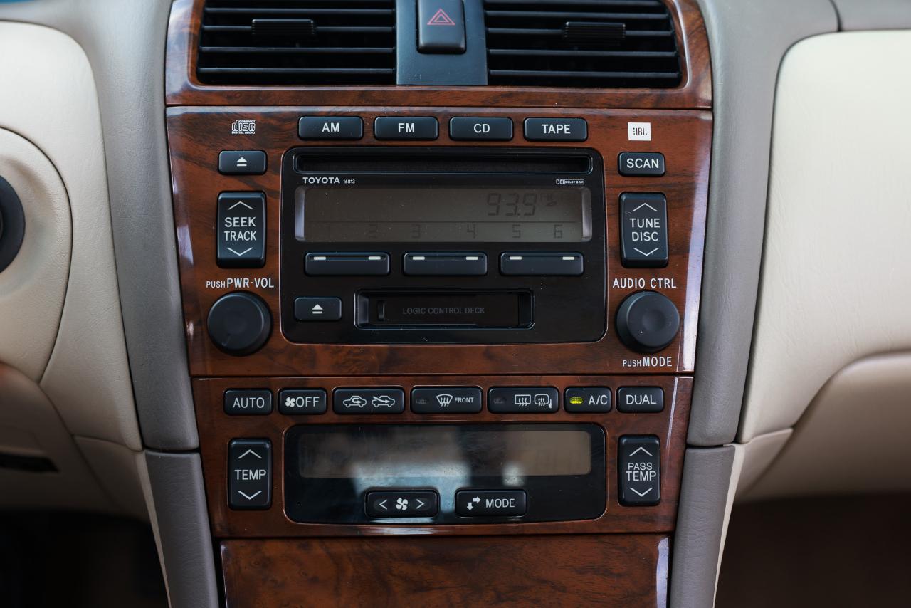 Toyota Avalon  2000