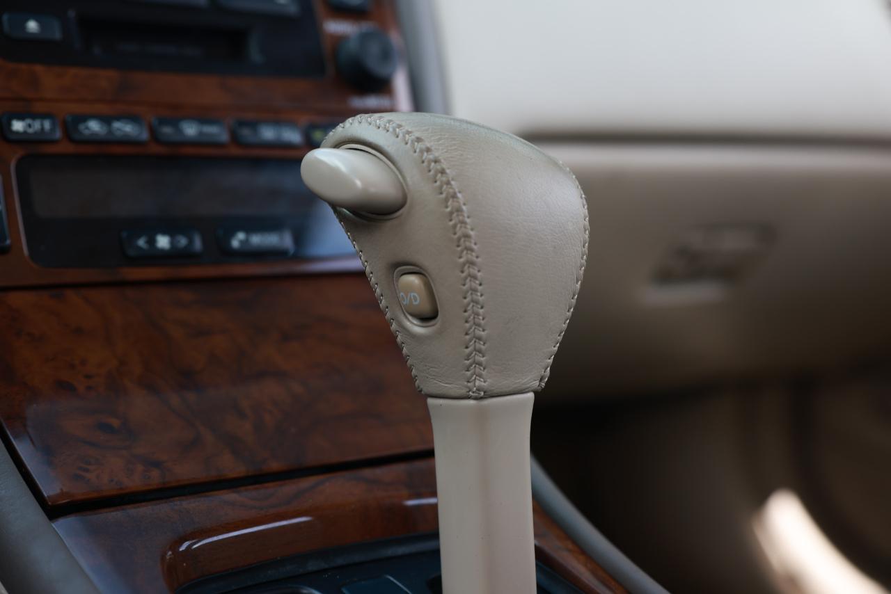 Toyota Avalon  2000