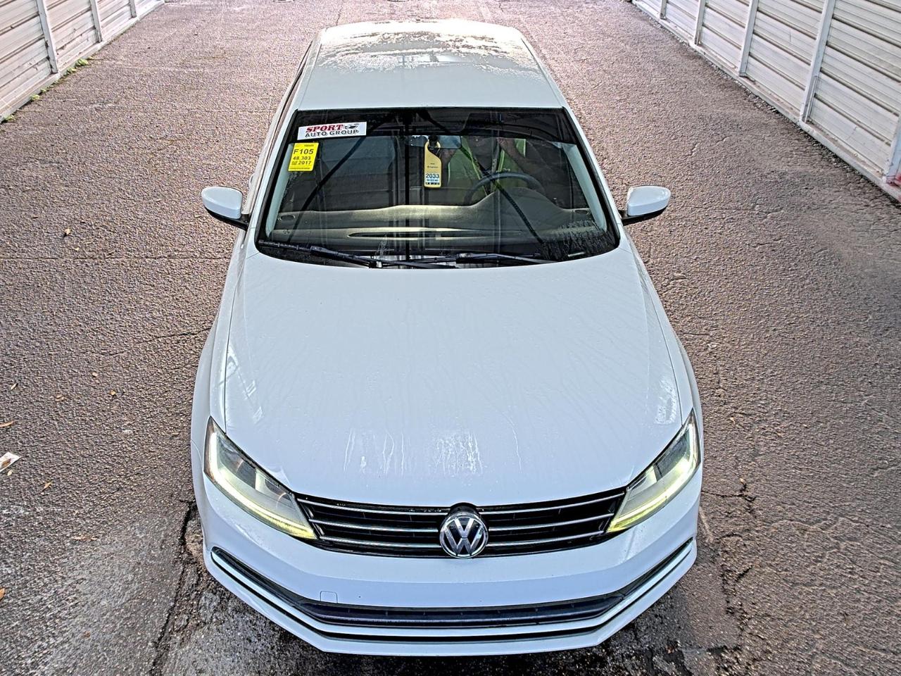 Volkswagen Jetta  2017