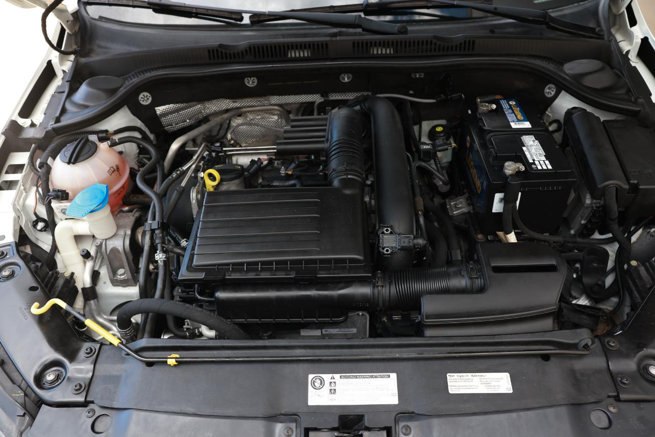 Volkswagen Jetta  2017