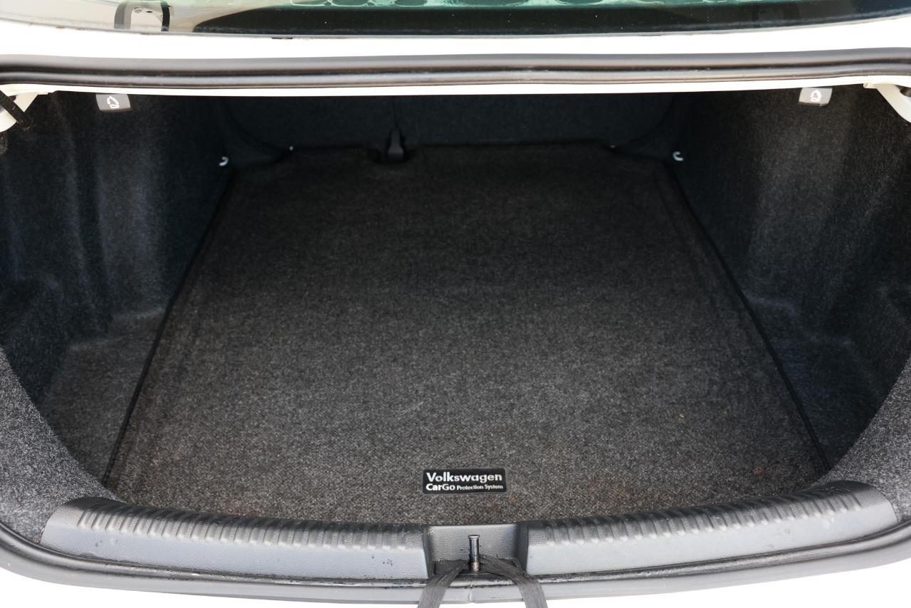 Volkswagen Jetta  2017