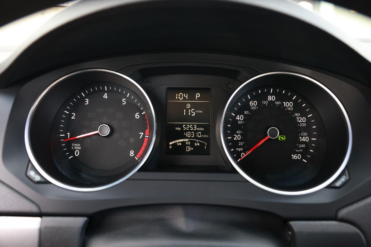 Volkswagen Jetta  2017
