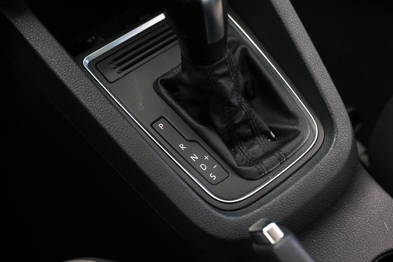 Volkswagen Jetta  2017