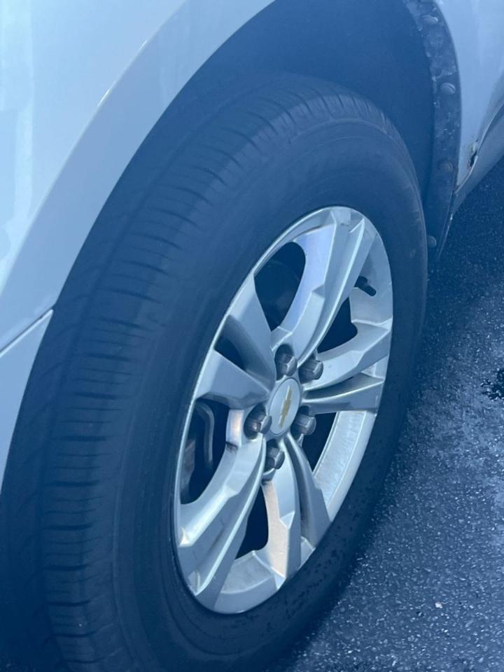 Chevrolet Equinox  2010
