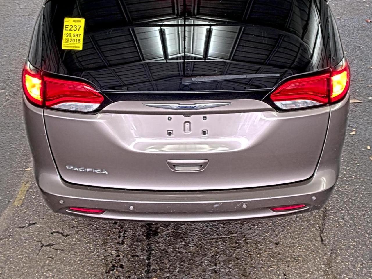 Chrysler Pacifica  2018