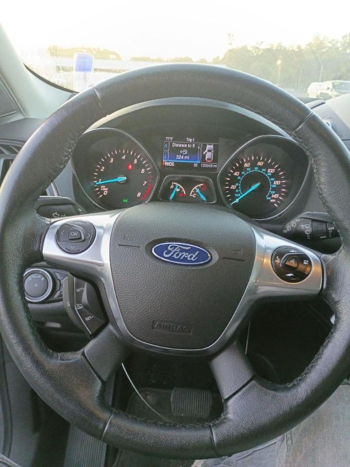Ford Escape  2015