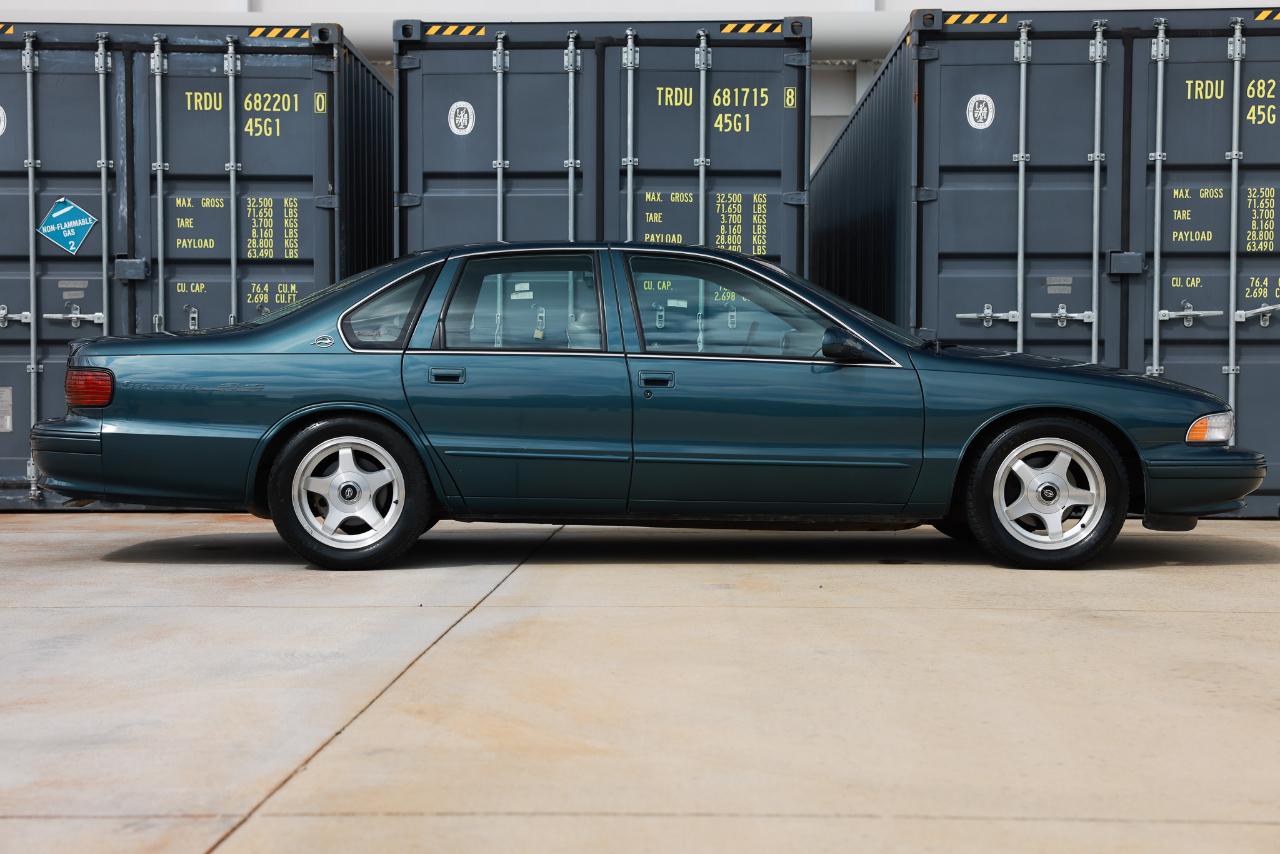 Chevrolet Caprice Classic/Impala SS/Caprice Police/Taxi Pkgs  1996