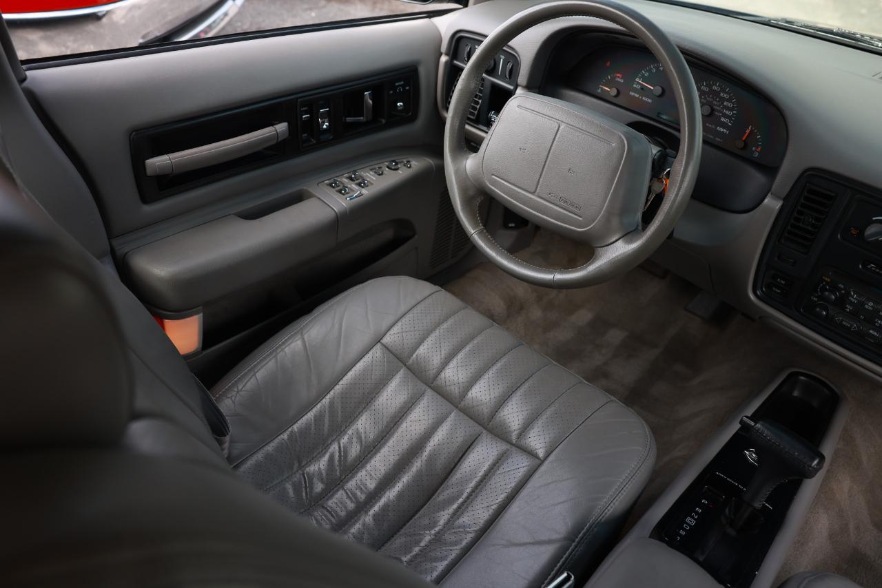 Chevrolet Caprice Classic/Impala SS/Caprice Police/Taxi Pkgs  1996