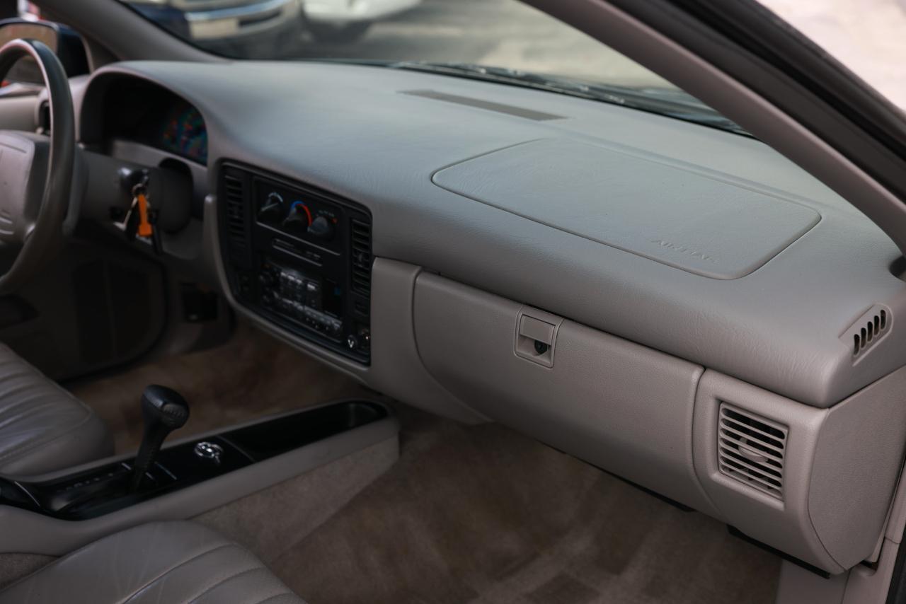 Chevrolet Caprice Classic/Impala SS/Caprice Police/Taxi Pkgs  1996