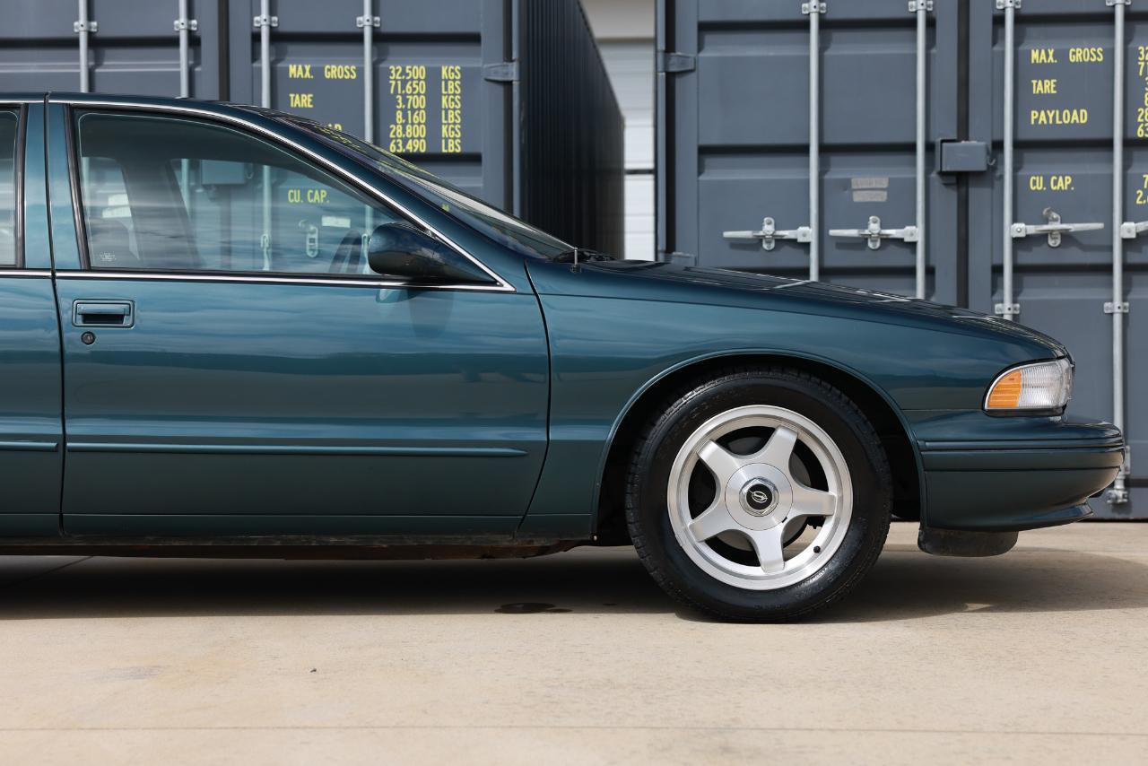Chevrolet Caprice Classic/Impala SS/Caprice Police/Taxi Pkgs  1996