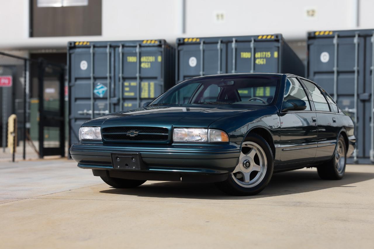 Chevrolet Caprice Classic/Impala SS/Caprice Police/Taxi Pkgs  1996