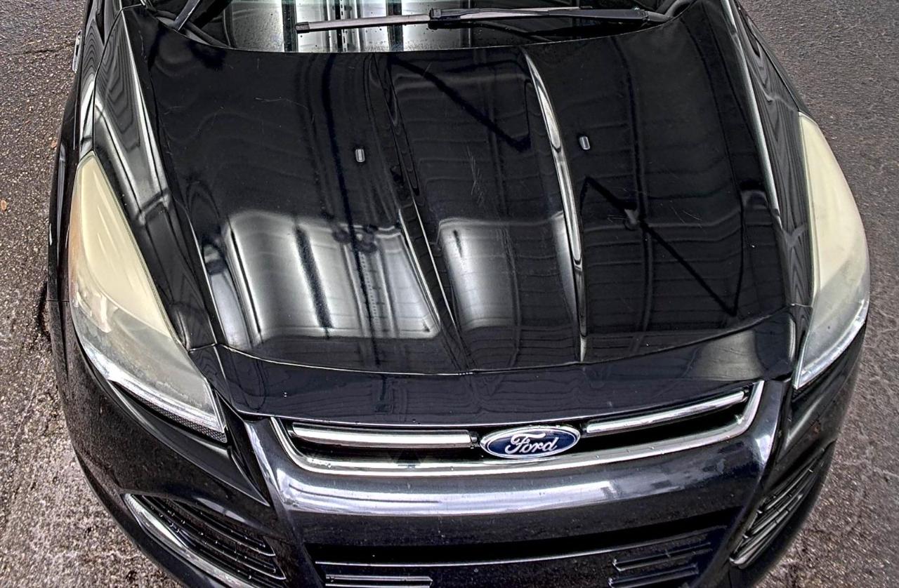 Ford Escape  2014