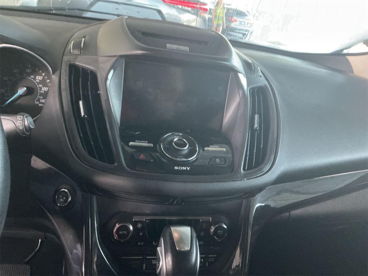 Ford Escape  2014