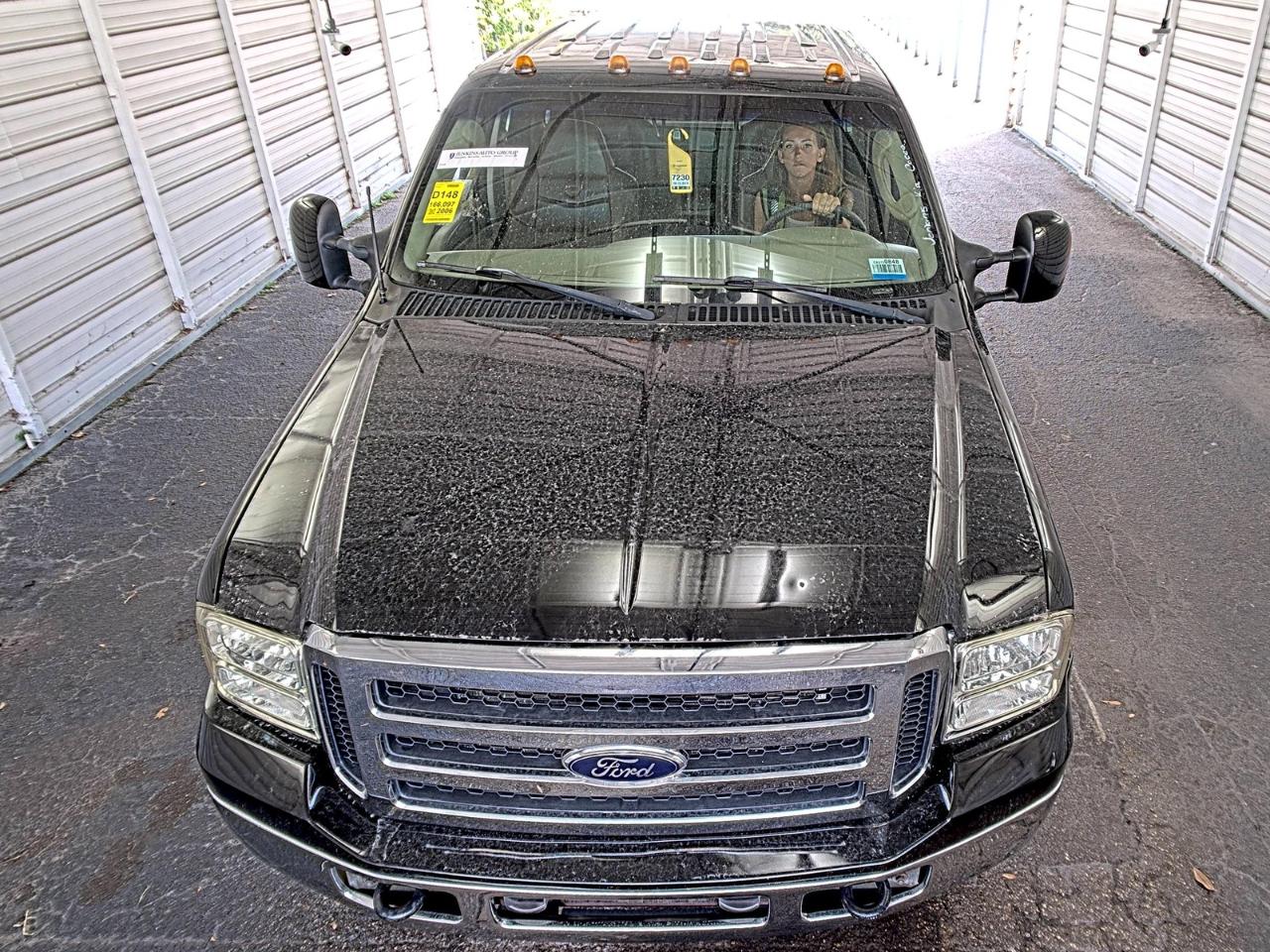 Ford Super Duty F-350 DRW  2006