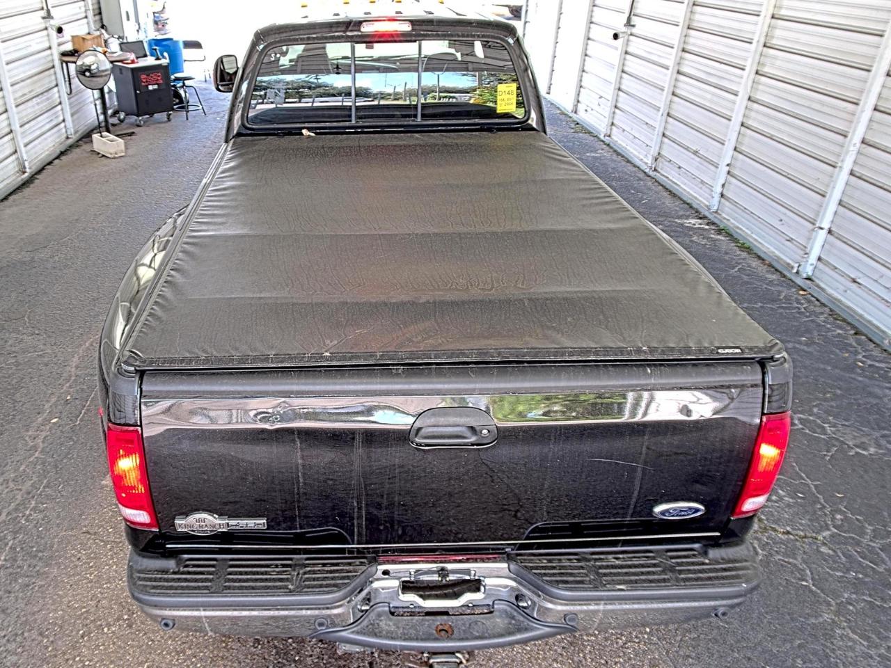 Ford Super Duty F-350 DRW  2006