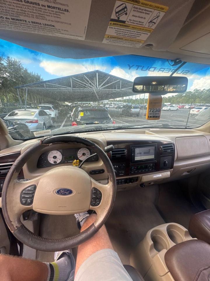 Ford Super Duty F-350 DRW  2006