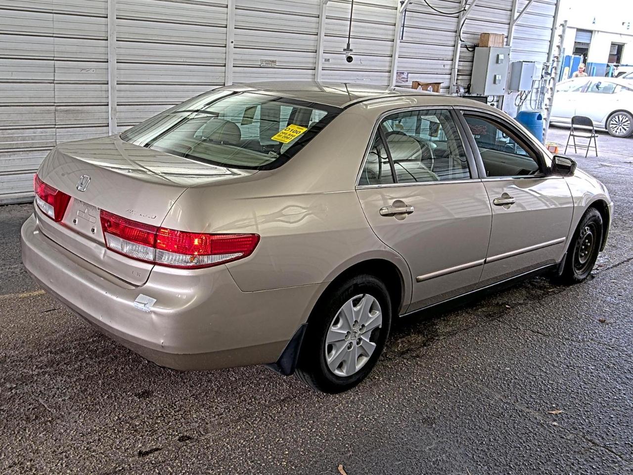 Honda Accord Sdn  2003