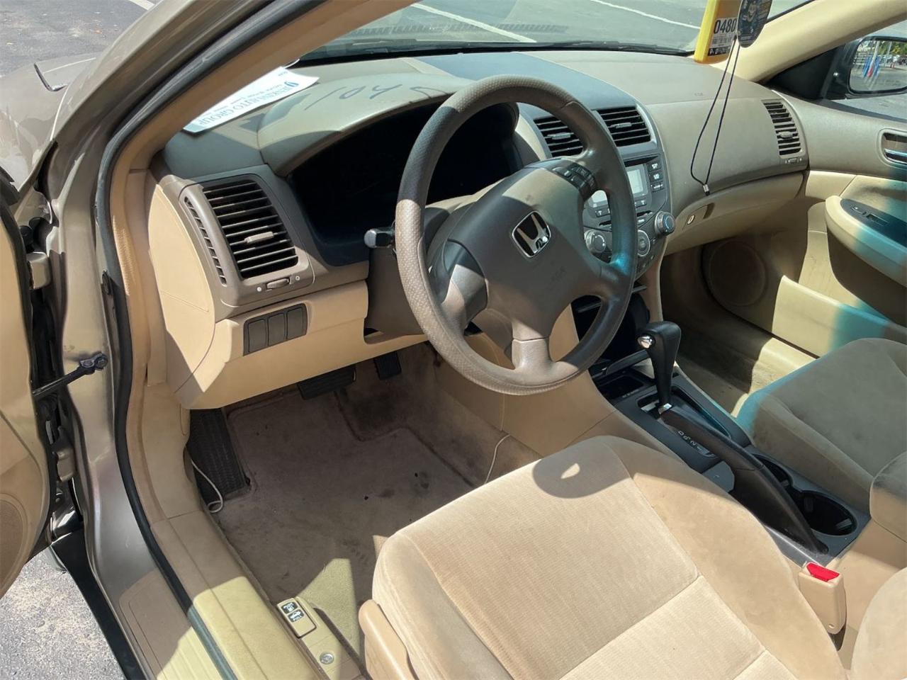 Honda Accord Sdn  2003