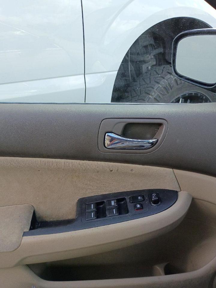 Honda Accord Sdn  2003