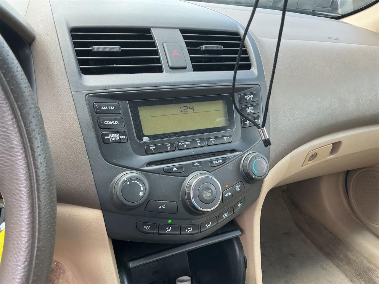 Honda Accord Sdn  2003