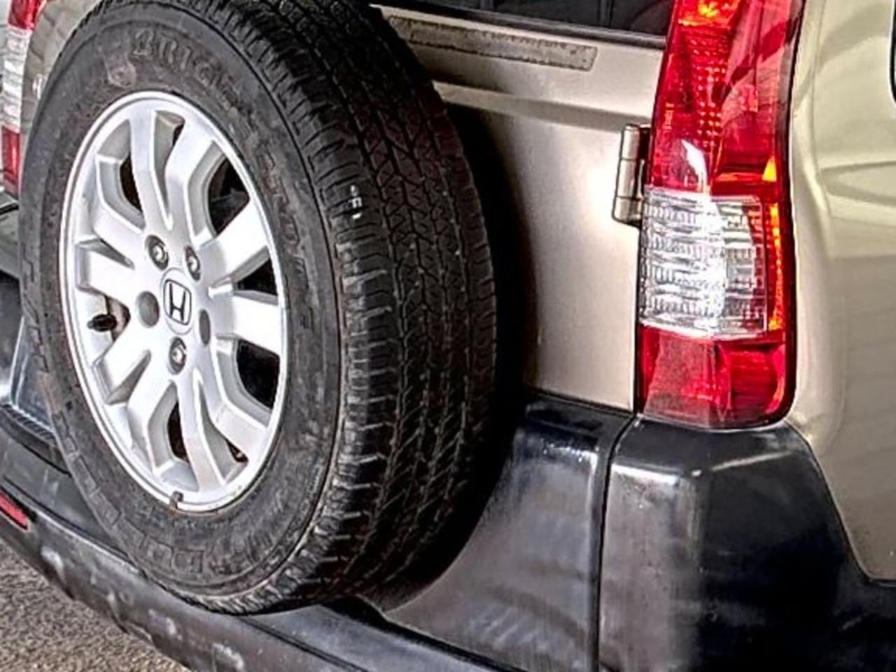 Honda CR-V  2006