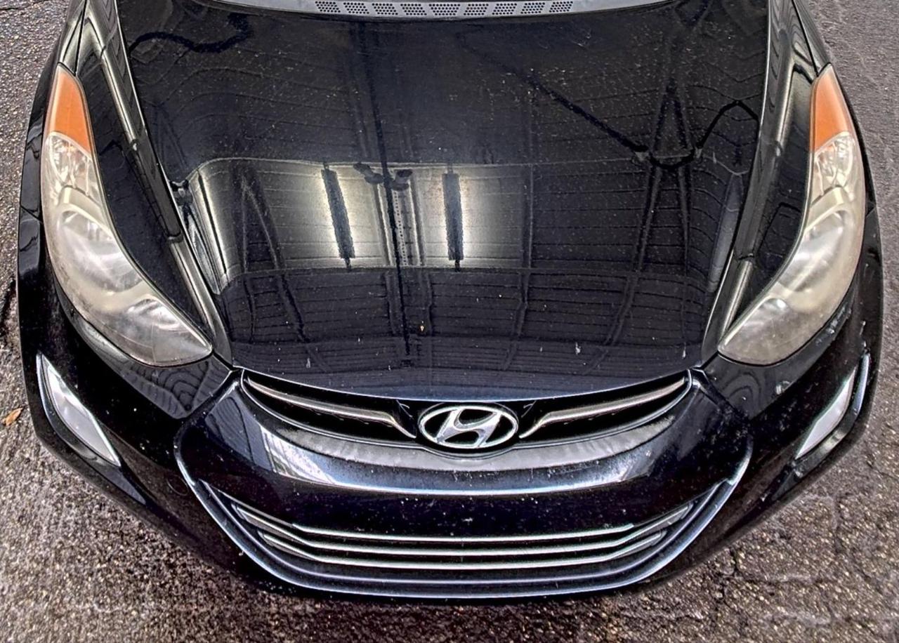Hyundai Elantra  2013