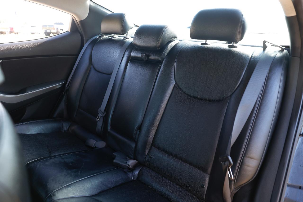 Hyundai Elantra  2013