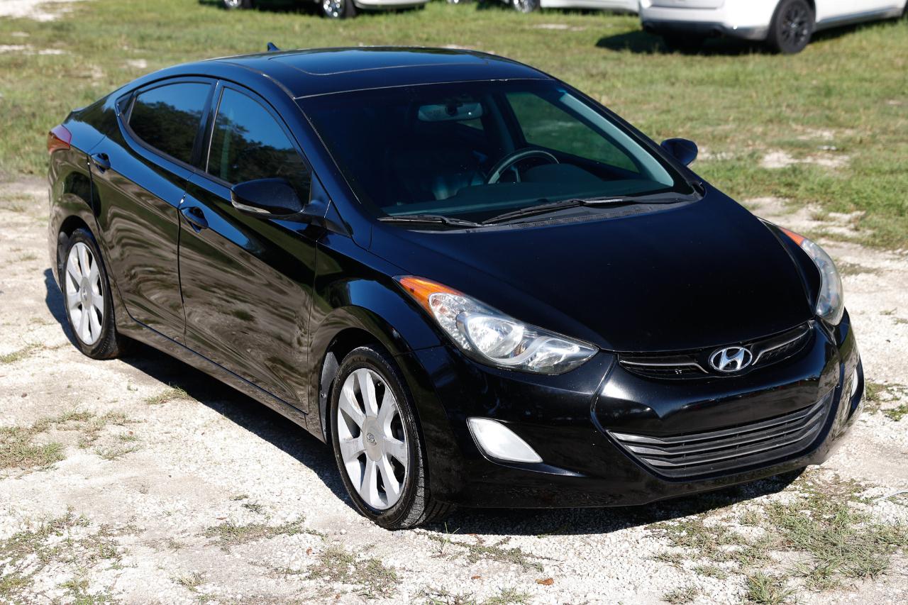 Hyundai Elantra  2013