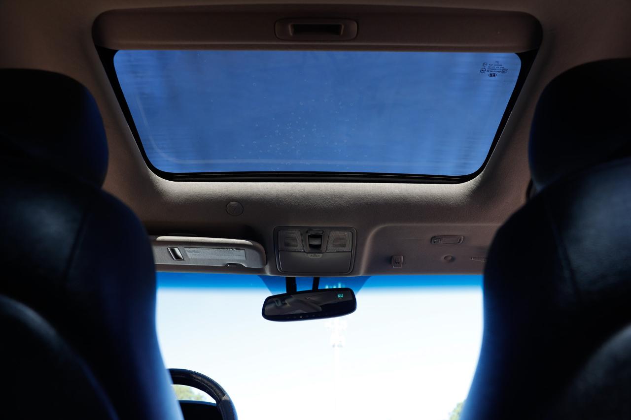 Hyundai Elantra  2013