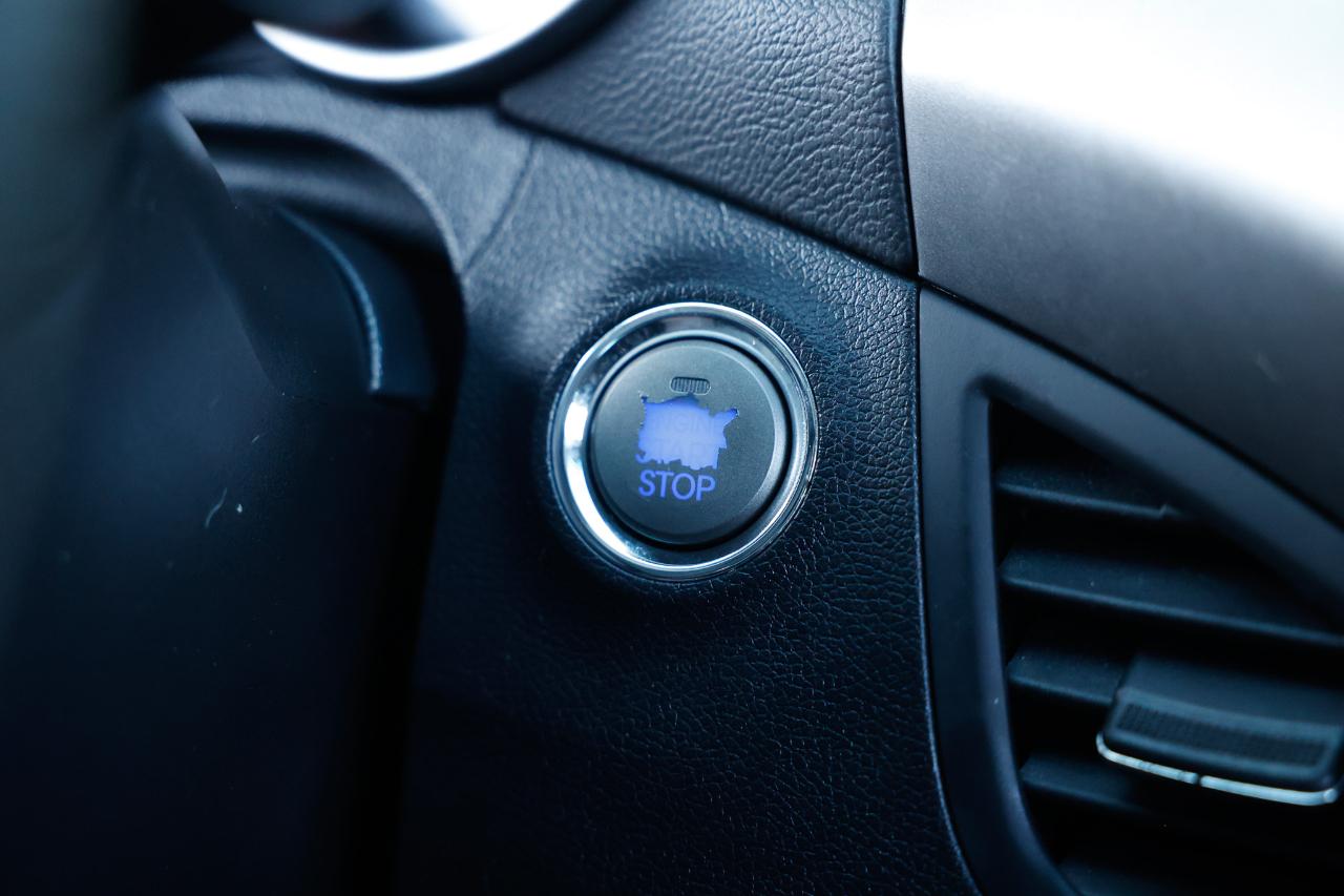 Hyundai Elantra  2013