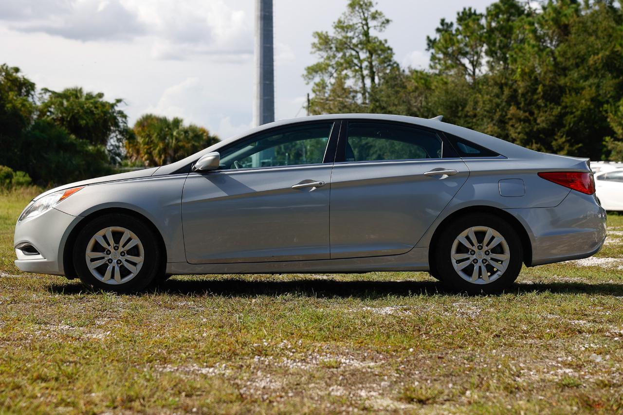 Hyundai Sonata  2011