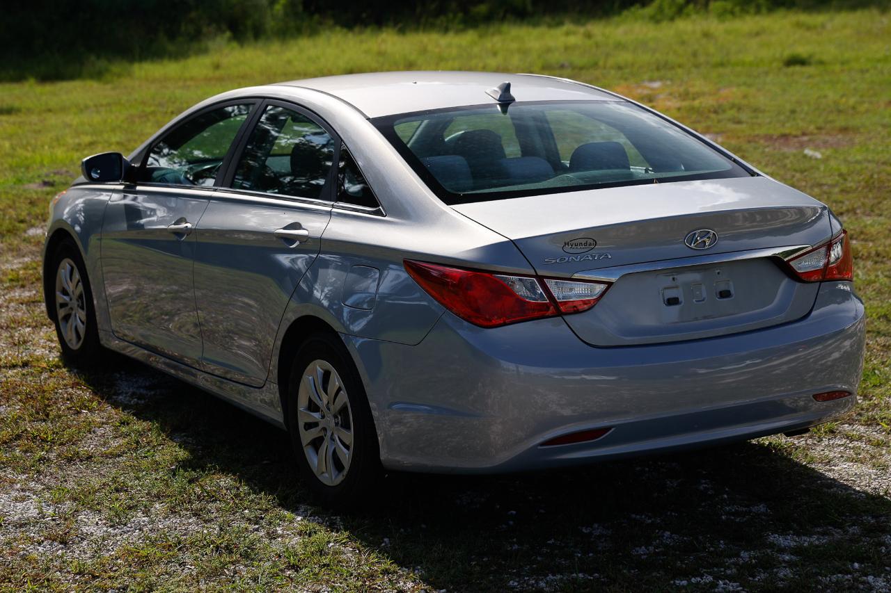 Hyundai Sonata  2011